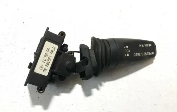 Multifunctional control switch/knob