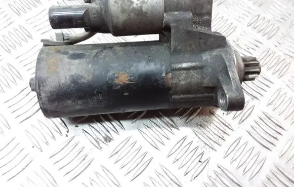 Volkswagen Touran I Starter motor 02E911023H