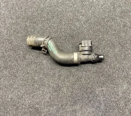 BMW 5 F10 F11 Engine coolant pipe/hose 7575432