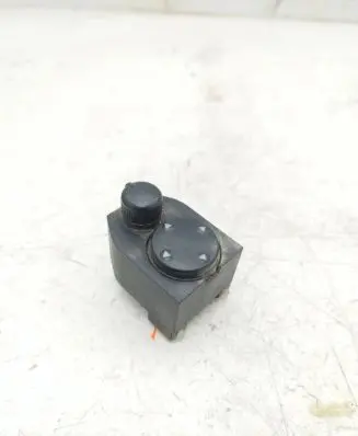 Audi A4 S4 B5 8D Wing mirror switch 8D0959565A 03240034
