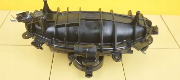 Ford Focus Intake manifold BM5G9424EA JTDA JTJA