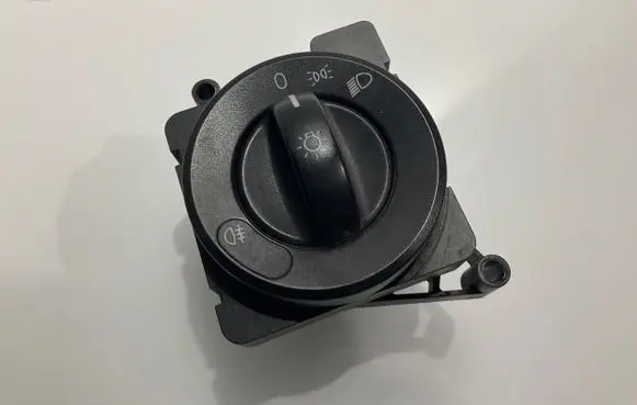 Mercedes-Benz Sprinter W906 Light switch 9065450104 A9065450104