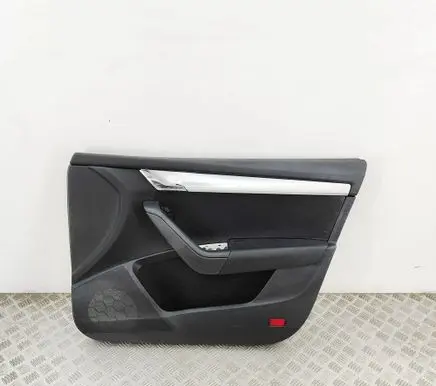 Skoda Octavia Mk3 (5E) Front door card panel trim 5E2867012A