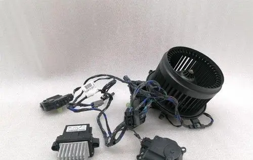 Maserati GranTurismo Heater blower motor/fan resistor AY2727005534