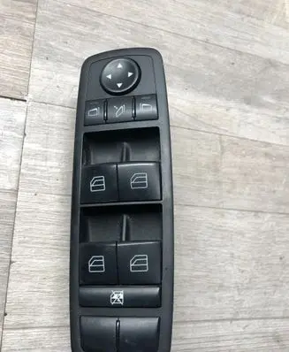 Mercedes-Benz R W251 Electric window control switch A2518300290 03728360