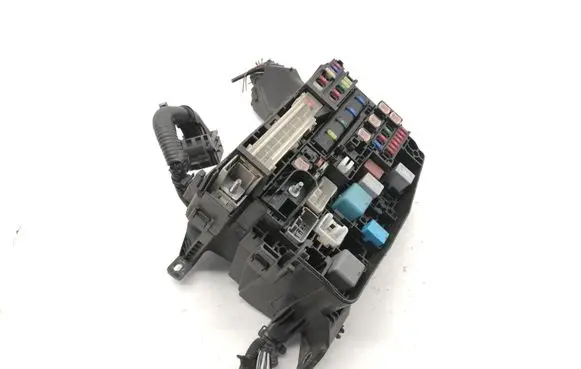 Toyota Avensis T270 Fuse box set