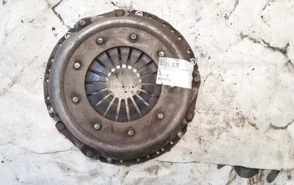 Volkswagen PASSAT B5 Pressure plate 