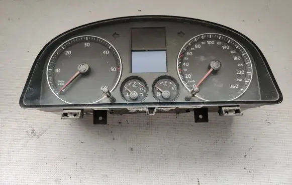 Volkswagen Touran I Speedometer (instrument cluster) 1T0920861A V0020000 VWZ7Z0D0604067