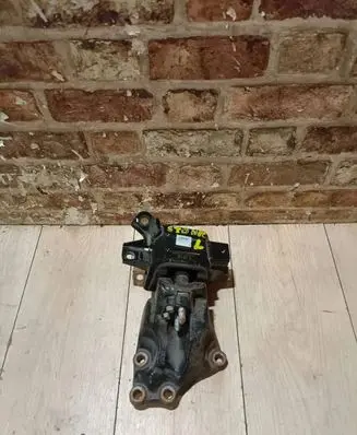 KIA Stonic Gearbox mount KSM5101