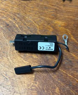 Renault Zoe Aerial antenna filter 283637230R 7560291