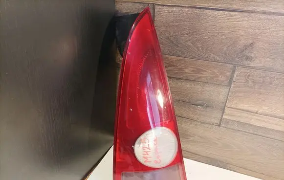 Renault Espace - Grand espace IV Rear/tail lights 8200027153