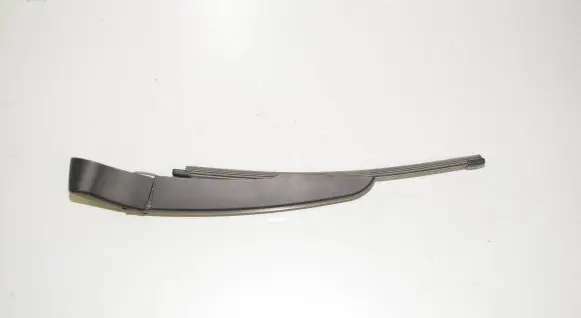 BMW 2 F46 Rear wiper blade arm 7365978 61627365978