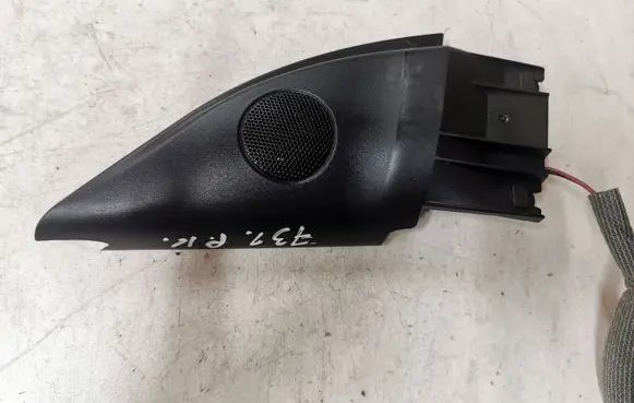 Skoda Superb B5 (3U) Front door high frequency speaker 3B0837