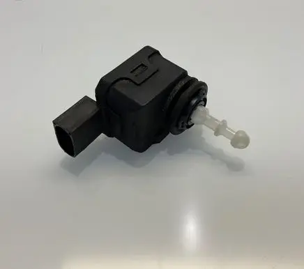 Mercedes-Benz ML W164 Headlight level adjustment motor 
