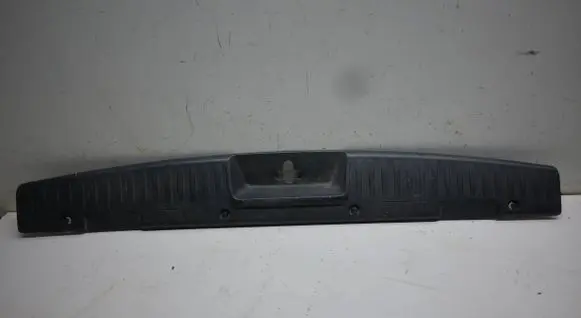Chrysler Town u0026 Country V Trunk/boot sill cover protection P0ZR38DX9AC