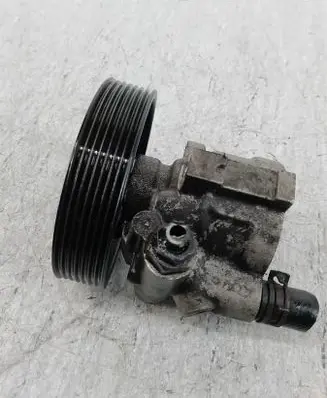 Renault Espace IV Power steering pump