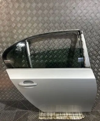 BMW 5 E60 E61 Rear door