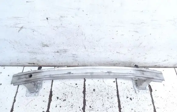 Renault Megane III Front bumper cross member 752100003R