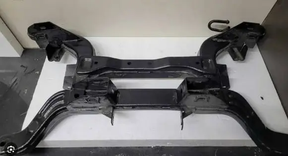 Opel Insignia A Rear axle beam 