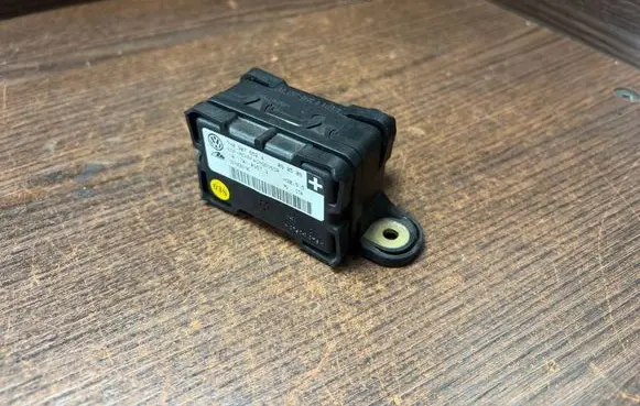 Volkswagen Transporter - Caravelle T5 ESP acceleration yaw rate sensor 7H0907652 7H0907652A