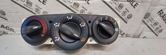Ford Focus Climate control unit 98AB18C419