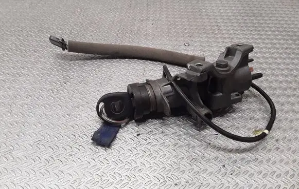 Seat Alhambra (Mk1) Ignition lock 4B0905851B