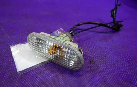 Ford Focus C-MAX Front indicator light 4M5A13K309AA