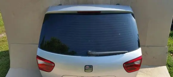 Seat Ibiza IV (6J,6P) Tailgate/trunk/boot lid 6J8827488