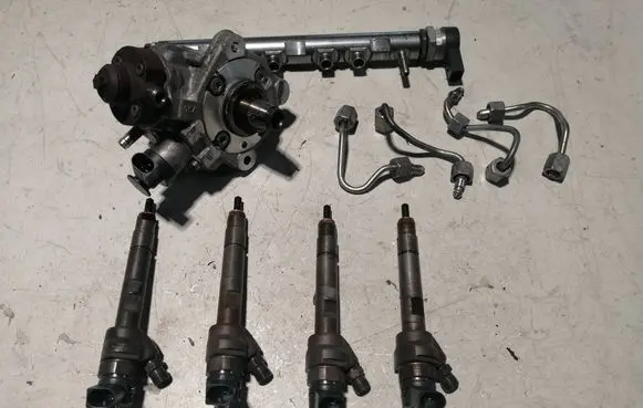BMW 5 F10 F11 Fuel injection system set 7810696 7810702 7809128