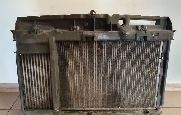 Citroen C4 Cactus Radiator set 9803900780