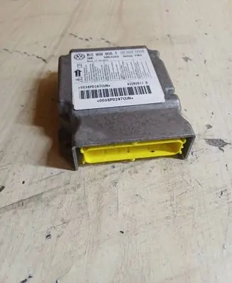 Volkswagen Golf Plus Airbag control unit/module 1K0909605T 05H020S2300 5WK43412