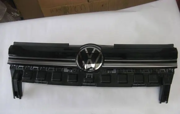 Volkswagen Caddy Front bumper upper radiator grill 2K7853651A