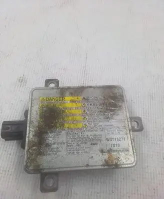 Mitsubishi Outlander Headlight ballast module Xenon W3T16271 7X10
