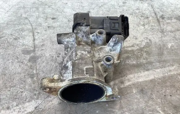 Citroen C4 Grand Picasso EGR valve 9661625260 260660067