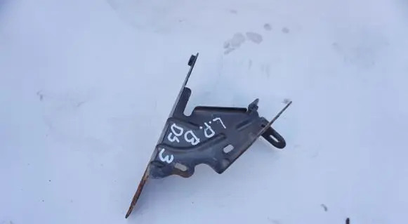 Citroen DS3 Fender mounting bracket