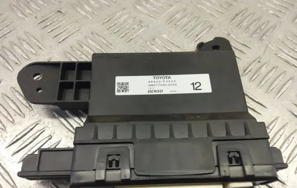 Toyota C-HR I Air conditioning/heating control unit 88650-F4030