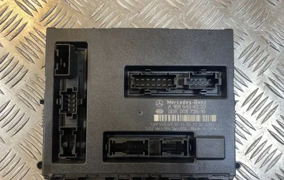 Mercedes-Benz B W245 Comfort/convenience module A1695454332 5DK00872816
