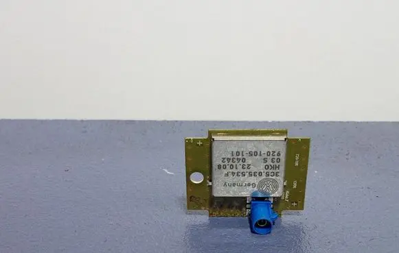 Volkswagen PASSAT B6 Aerial GPS antenna 3C5035534F