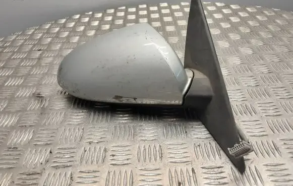 Nissan Primera Front door electric wing mirror 96301AU322