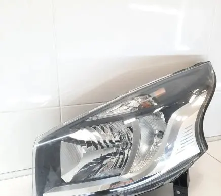 Renault Trafic III (X82) Headlight/headlamp 188702