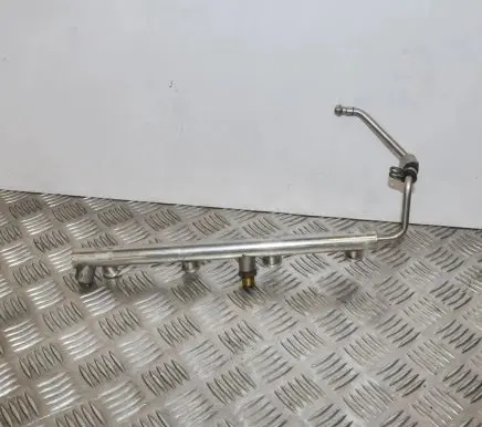 Volkswagen Touareg II Fuel main line pipe 079133316AQ