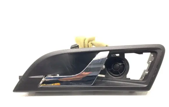 Skoda Superb B6 (3T) Front door interior handle 3T0837247