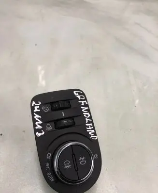 Opel Grandland X Light switch 39085924