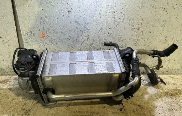 Mercedes-Benz GL X166 Intercooler radiator A2780900514 W9229002