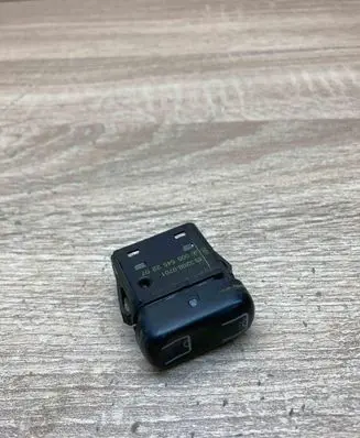 Mercedes-Benz Vito Viano W638 Interior lighting switch 0055452207 32080701