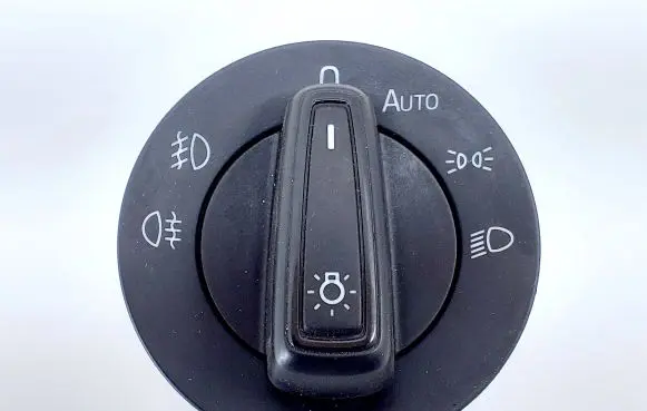 Skoda Octavia Mk3 (5E) Light switch 5E0941431D