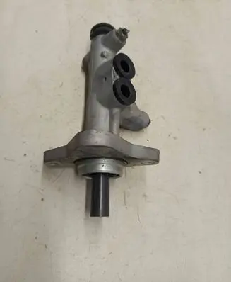 Mercedes-Benz CLK A209 C209 Master brake cylinder 