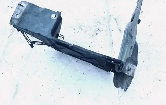 Audi 80 90 B3 Radiator support slam panel