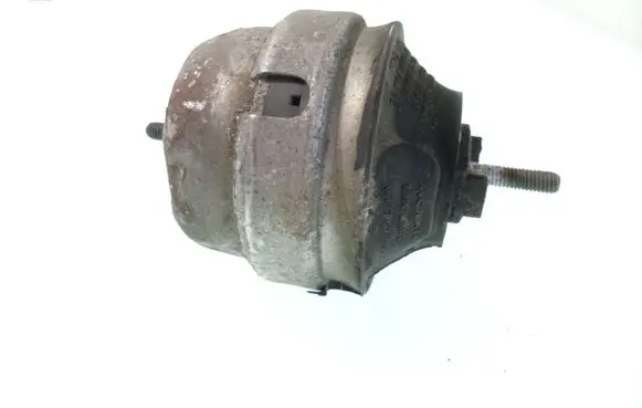 Audi A4 S4 B5 8D Engine mount bracket 8D0199379J
