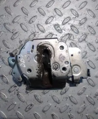 Dacia Dokker Sliding door lock 